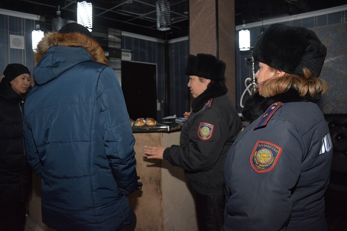 В Петропавловске провели ночные рейды по профилактике правонарушений среди несовершеннолетних