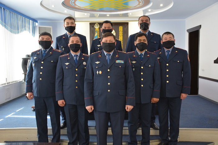 Североказахстанских полицейских наградили за профессионализм  и добросовестное исполнение служебных обязанностей