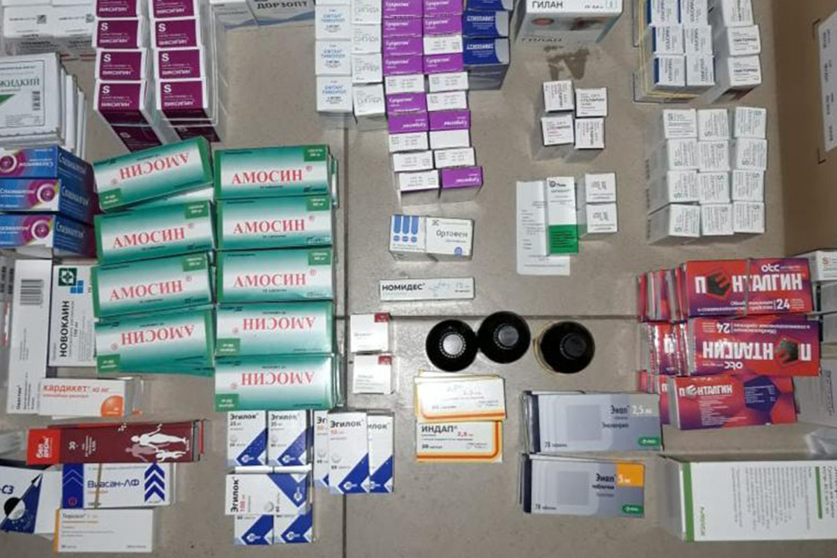 В Петропавловске полицейские выявили аптеку, в которой                 продавали несертифицированные лекарства 56 наименований