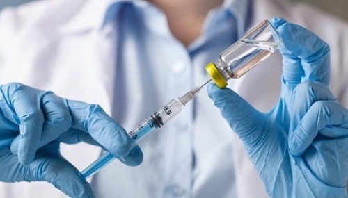 В Чехии увеличили интервал между введением доз вакцин Pfizer и Moderna