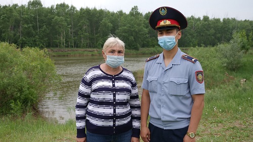 Полицейский из Петропавловска спас едва не утонувших североказахстанцев