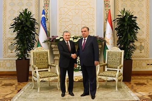 Узбекистан-Таджикистан: Взаимное стремление и решительный настрой на укрепление доверия, дружбы и добрососедства