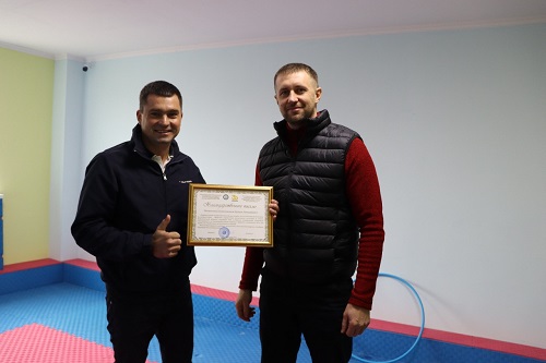 Предприниматель из Кокшетау отремонтировал спортзал для детей с заболеванием аутизм