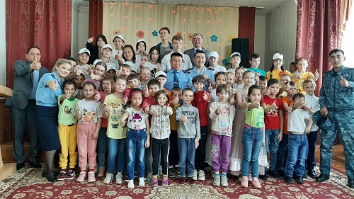 Воспитанников Центра поддержки детей посетили сотрудники-спортсмены ​ акмолинского ДУИС