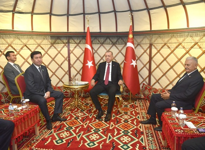 Р. Эрдоган: Высоко оцениваю значимость реформ, реализуемых К. Токаевым, и его инициативу о проведении внеочередных президентских выборов