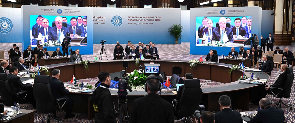 Президент Казахстана принял участие во внеочередном саммите Организации тюркских государств