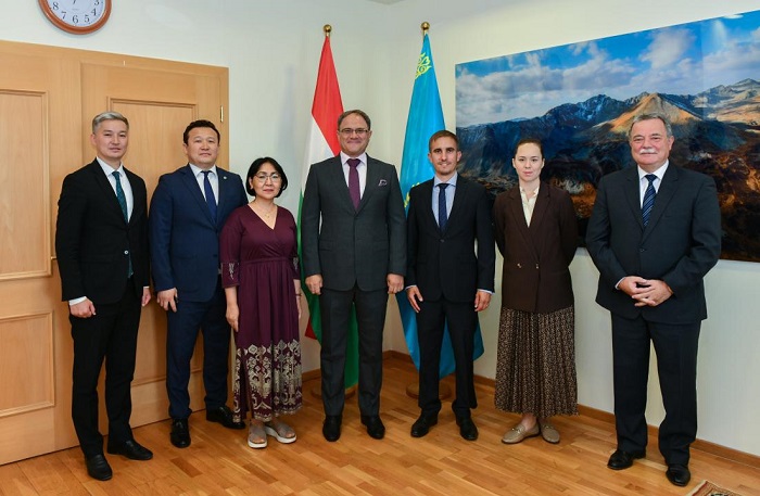 Казахстан и Венгрия подтверждают курс на дальнейшее укрепление стратегического сотрудничества