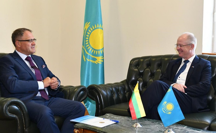 Посла Литвы поблагодарили за успешную миссию в Казахстане