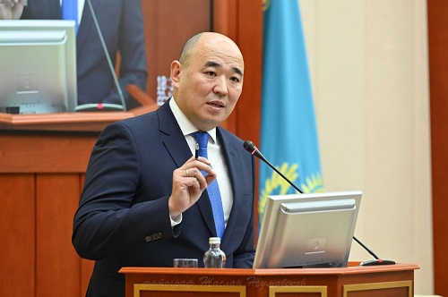 Министр промышленности и строительства РК Канат Шарлапаев представил законопроект по вопросам реформирования жилищной политики