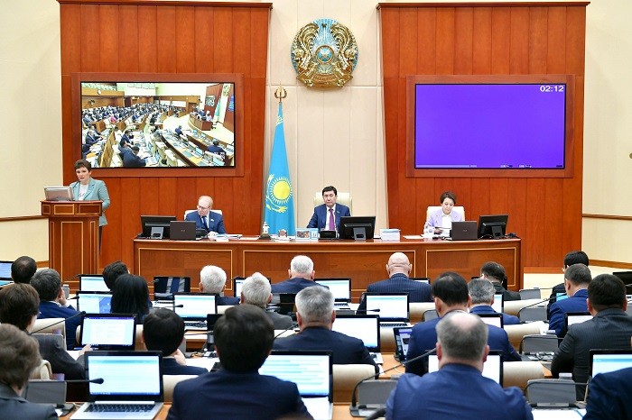 Законопроект по регулированию движения мопедов одобрили депутаты в первом чтении