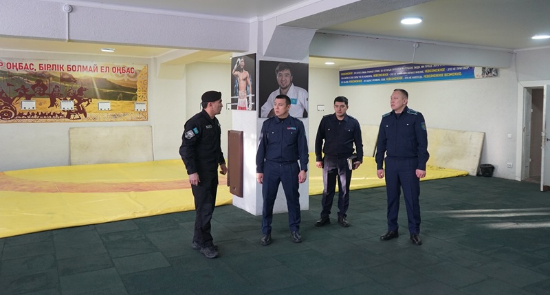 Начальник полиции СКО проверил готовность сотрудников специальных подразделений
