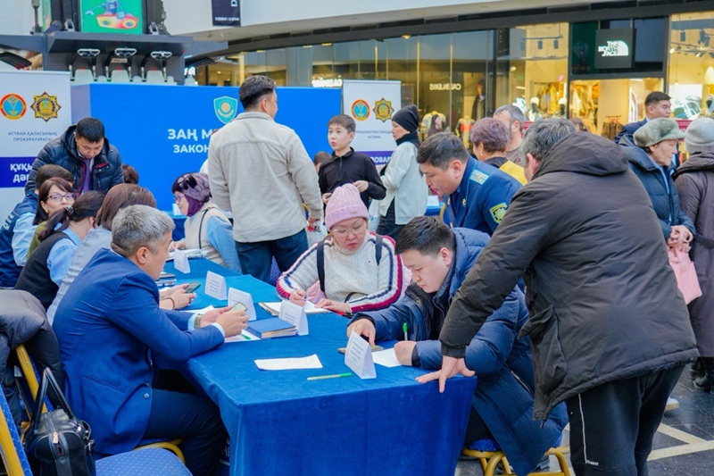 В столице прошли акции «Правовая аптека» и «Народный юрист»